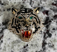 Load image into Gallery viewer, Tiger Brooch
