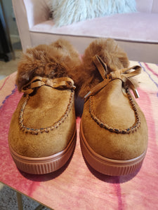 Cozy Toes Shoes-Brown